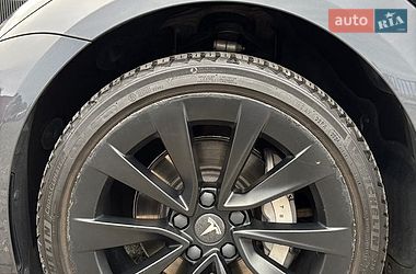 Седан Tesla Model 3 2023 в Днепре