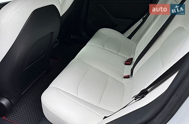 Седан Tesla Model 3 2021 в Нежине