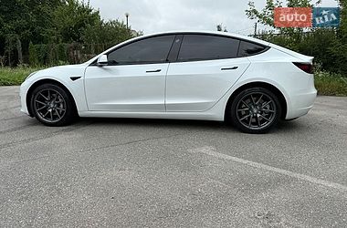 Седан Tesla Model 3 2021 в Нежине