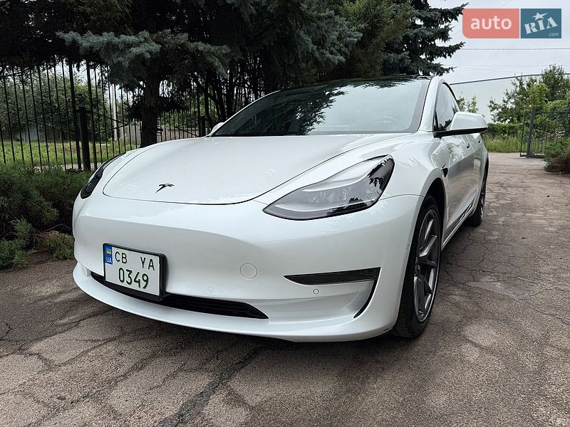 Седан Tesla Model 3 2021 в Нежине