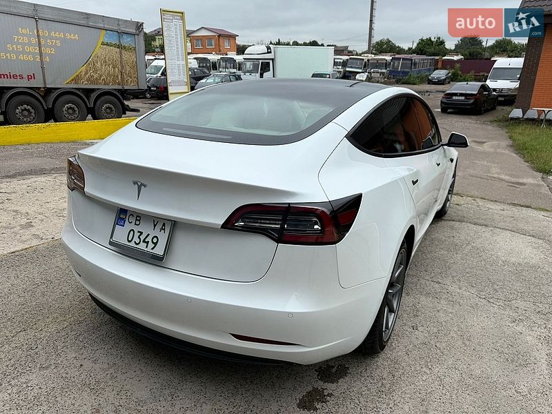 Седан Tesla Model 3 2021 в Нежине