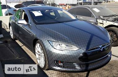 Универсал Tesla Model S 2012 в Киеве