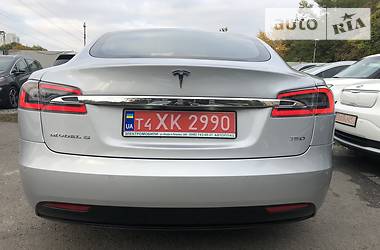 Седан Tesla Model S 2018 в Одессе