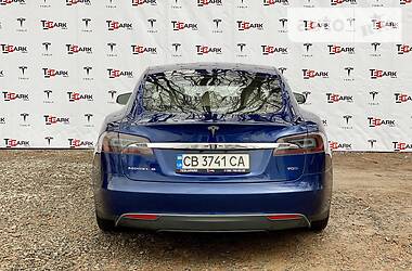 Ліфтбек Tesla Model S 2016 в Києві