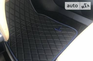 Лифтбек Tesla Model S 2015 в 
