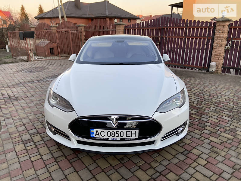 Хетчбек Tesla Model S 2013 в Луцьку