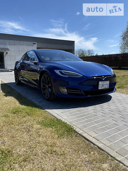 Ліфтбек Tesla Model S 2017 в Житомирі фото 11 Ліфтбек Tesla Model S 2017 в Житомирі