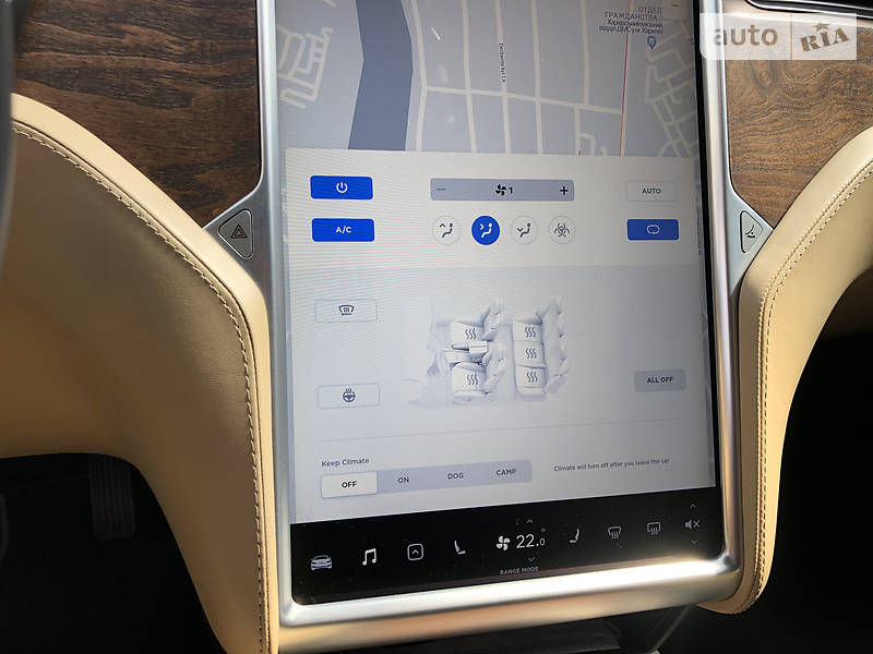 Хетчбек Tesla Model S 2017 в Харкові