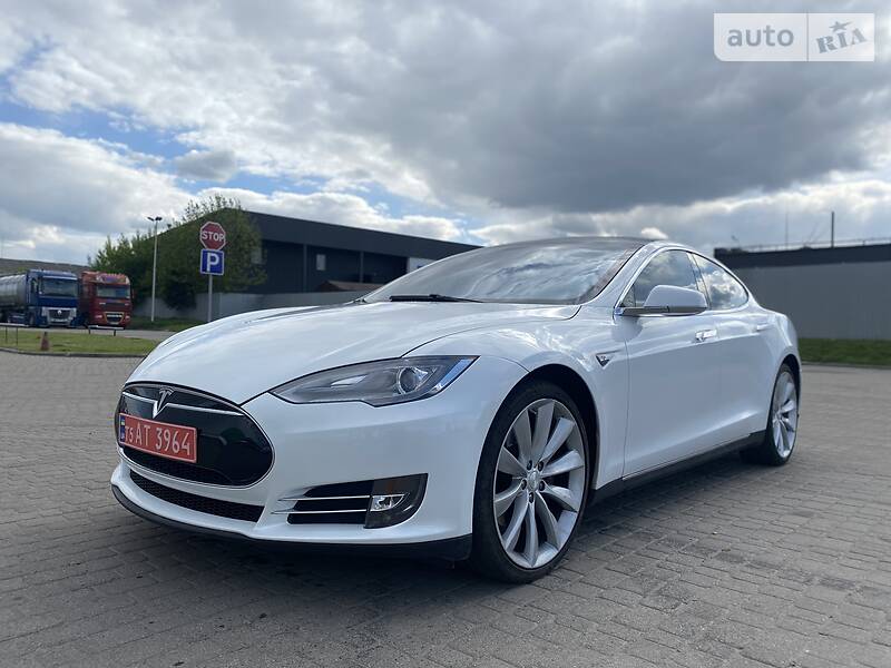 Хетчбек Tesla Model S 2013 в Луцьку