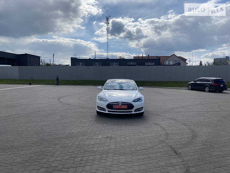 Хетчбек Tesla Model S 2013 в Луцьку