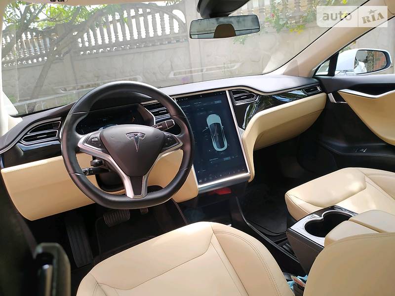 Седан Tesla Model S 2016 в Житомирі фото 22 Седан Tesla Model S 2016 в Житомирі