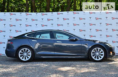 Ліфтбек Tesla Model S 2016 в 