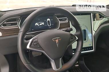 Лифтбек Tesla Model S 2015 в Киеве