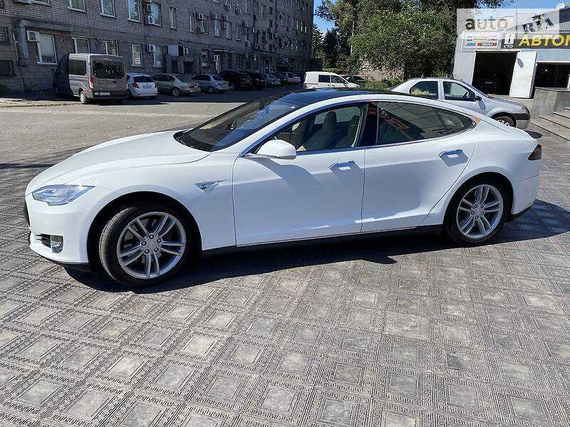 Седан Tesla Model S 2013 в Дніпрі фото 7 Седан Tesla Model S 2013 в Дніпрі
