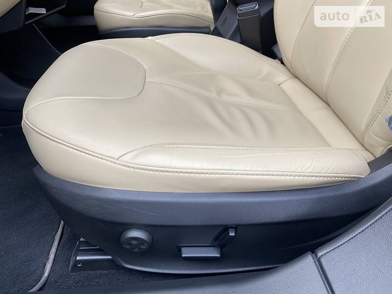 Седан Tesla Model S 2013 в Дніпрі фото 22 Седан Tesla Model S 2013 в Дніпрі