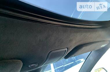 Седан Tesla Model S 2016 в 