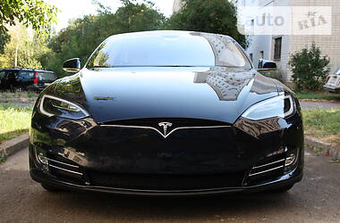 Хетчбек Tesla Model S 2014 в Вінниці