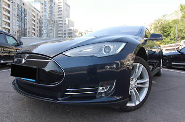 Лифтбек Tesla Model S 2013 в Харькове