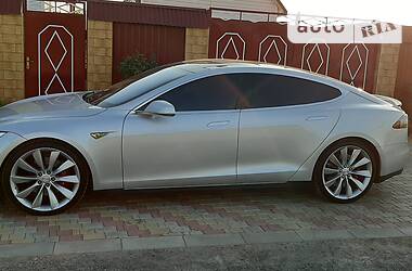 Хетчбек Tesla Model S 2013 в Одесі