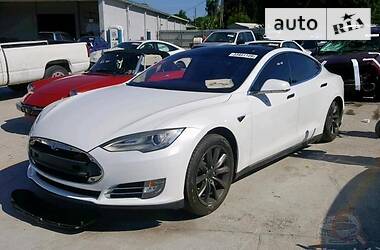 Лифтбек Tesla Model S 2013 в Бориславе