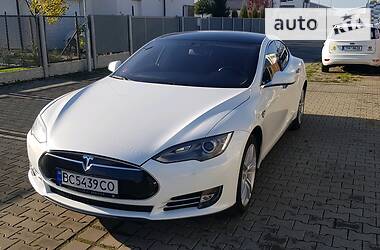 Хетчбек Tesla Model S 2014 в Львові