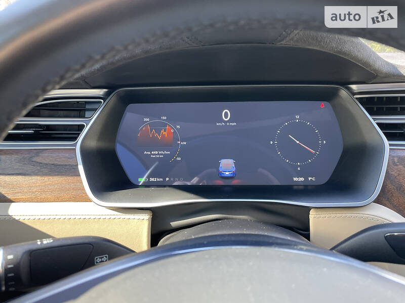 Хетчбек Tesla Model S 2017 в Києві