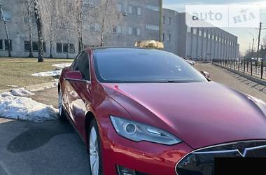 Хэтчбек Tesla Model S 2014 в Черкассах