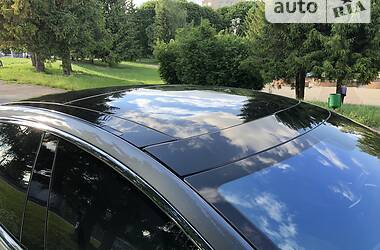 Седан Tesla Model S 2013 в Ровно