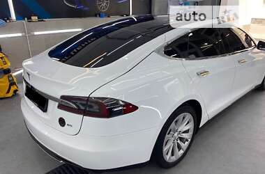 Хэтчбек Tesla Model S 2014 в Одессе