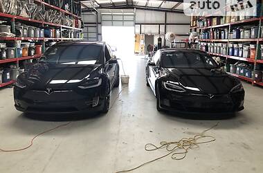 Седан Tesla Model S 2017 в Днепре