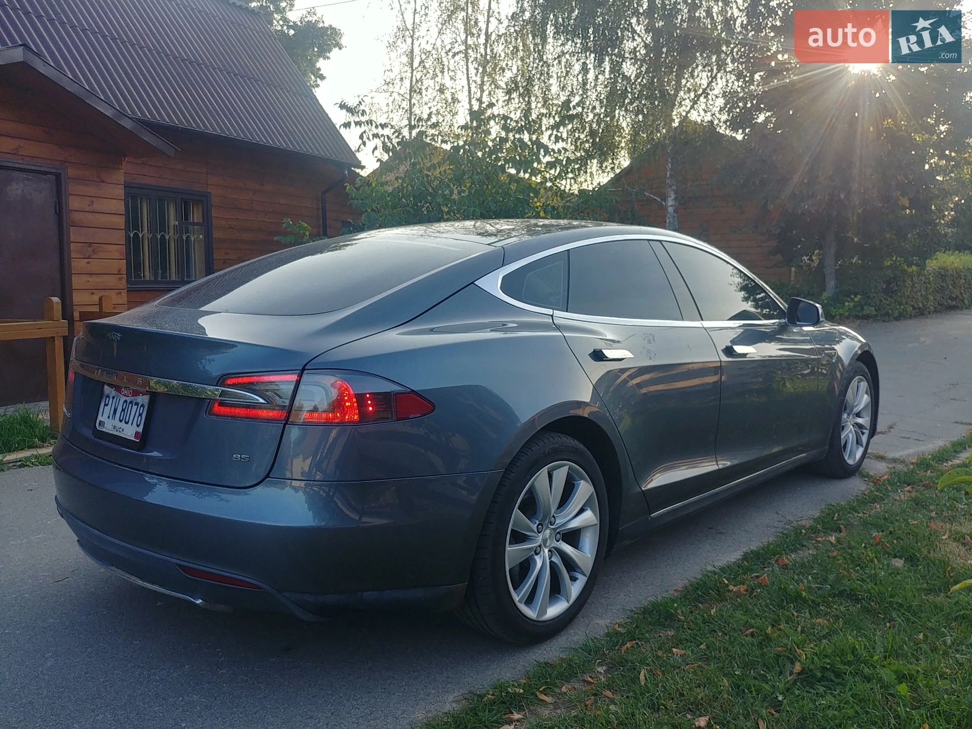 2014 Tesla Model S - мініатюра 9