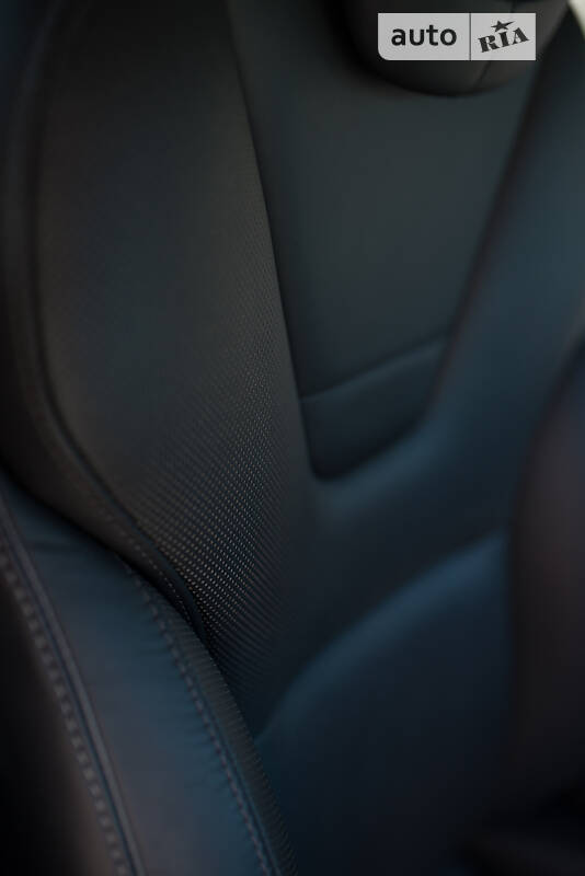 Ліфтбек Tesla Model S 2018 в Києві