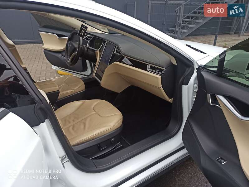 Лифтбек Tesla Model S 2013 в Хмельницком