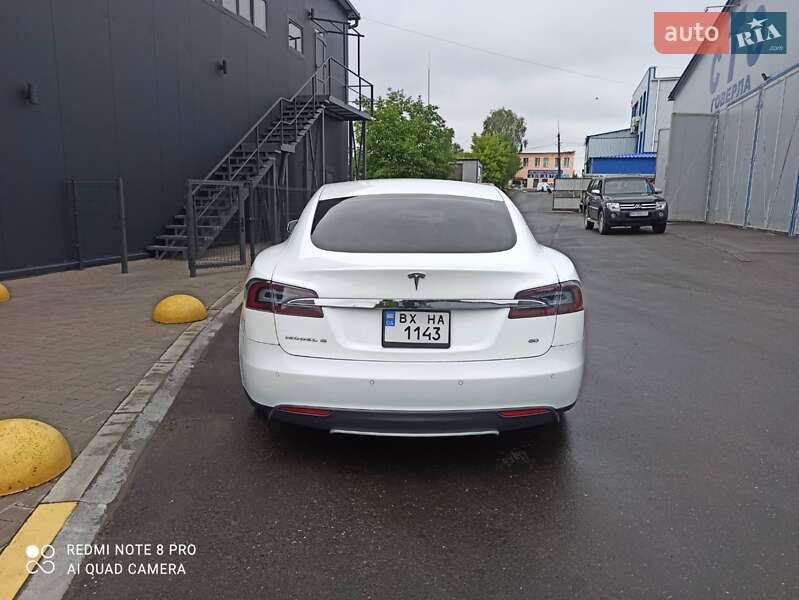 Лифтбек Tesla Model S 2013 в Хмельницком