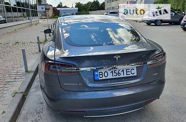 Лифтбек Tesla Model S 2013 в Тернополе