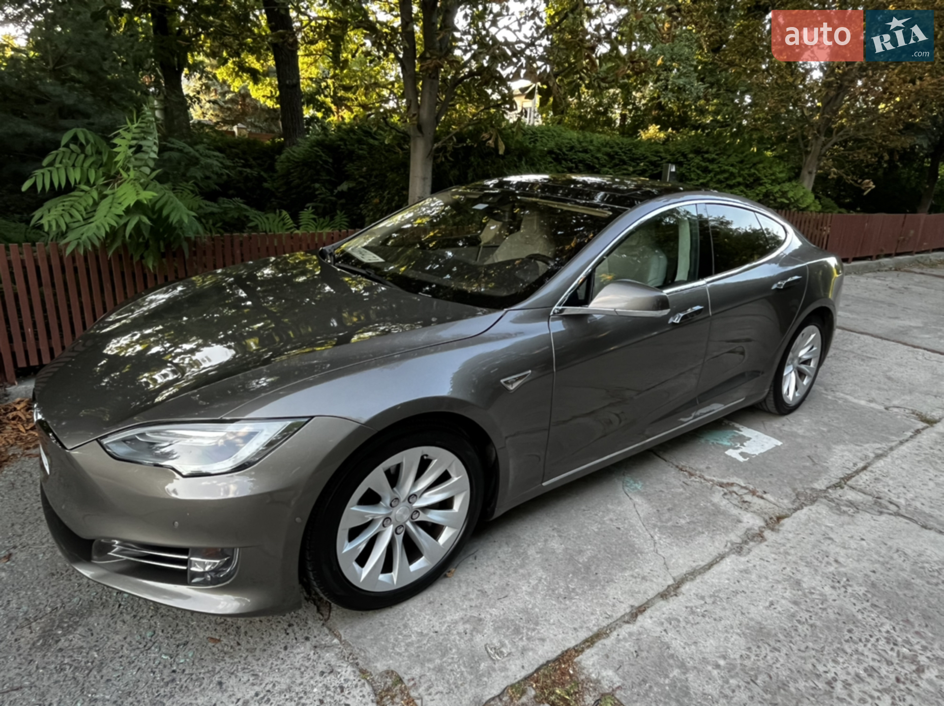 2016 Tesla Model S - мініатюра 3