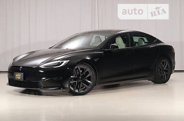 Лифтбек Tesla Model S 2022 в 