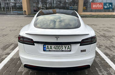 Лифтбек Tesla Model S 2022 в Киеве