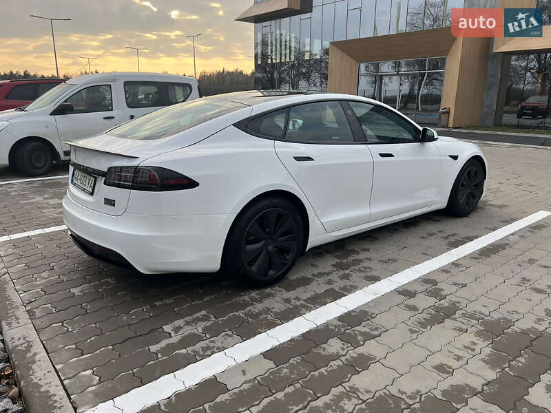 Tesla Model S 2022