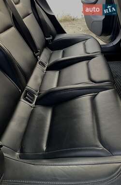 Лифтбек Tesla Model S 2014 в Днепре