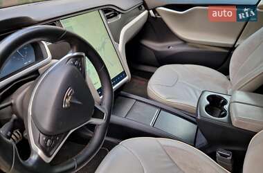 Ліфтбек Tesla Model S 2013 в Черкасах фото 9 Ліфтбек Tesla Model S 2013 в Черкасах