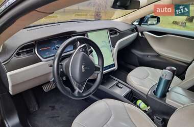 Ліфтбек Tesla Model S 2013 в Черкасах