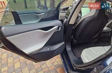 Ліфтбек Tesla Model S 2013 в Черкасах фото 13 Ліфтбек Tesla Model S 2013 в Черкасах