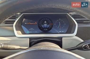 Ліфтбек Tesla Model S 2013 в Черкасах фото 19 Ліфтбек Tesla Model S 2013 в Черкасах
