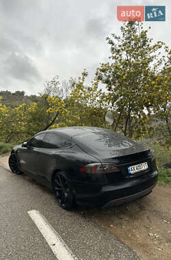Лифтбек Tesla Model S 2015 в Харькове