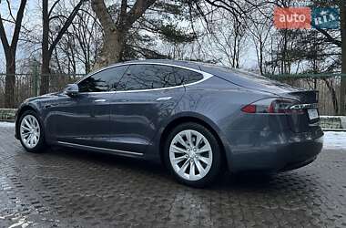 Ліфтбек Tesla Model S 2019 в Харкові