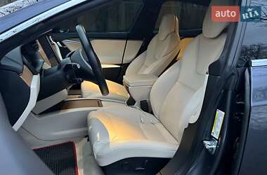 Ліфтбек Tesla Model S 2019 в Харкові