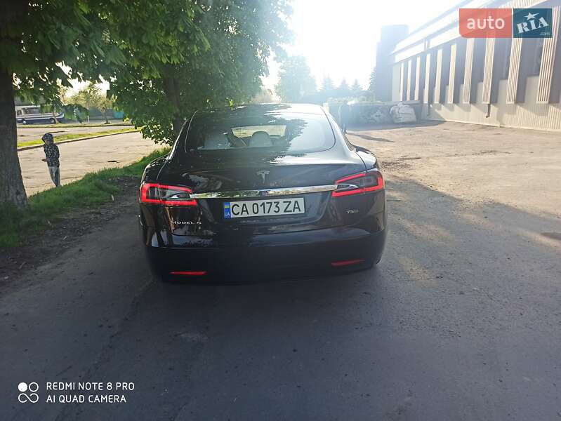 Ліфтбек Tesla Model S 2017 в Умані