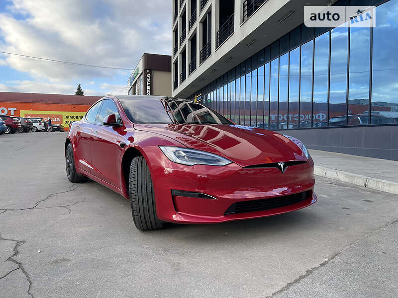 Лифтбек Tesla Model S 2021 в Умани