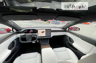 Лифтбек Tesla Model S 2021 в 